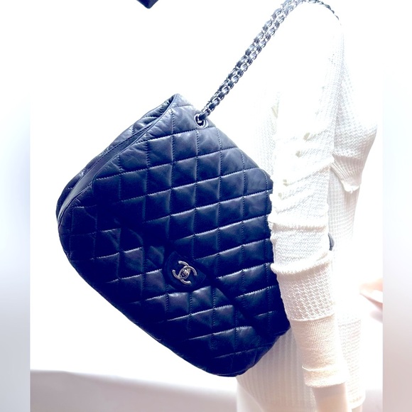 Chanel Special 3 slot flap Black Quilted wSilver Hardware employees only edition - Picture 1 of 11